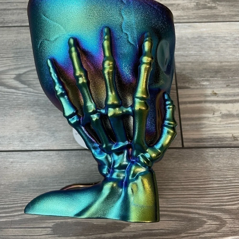 NWT Halloween Candy Dish Iridescent Skull Candy Dish Halloween Decor Bowl